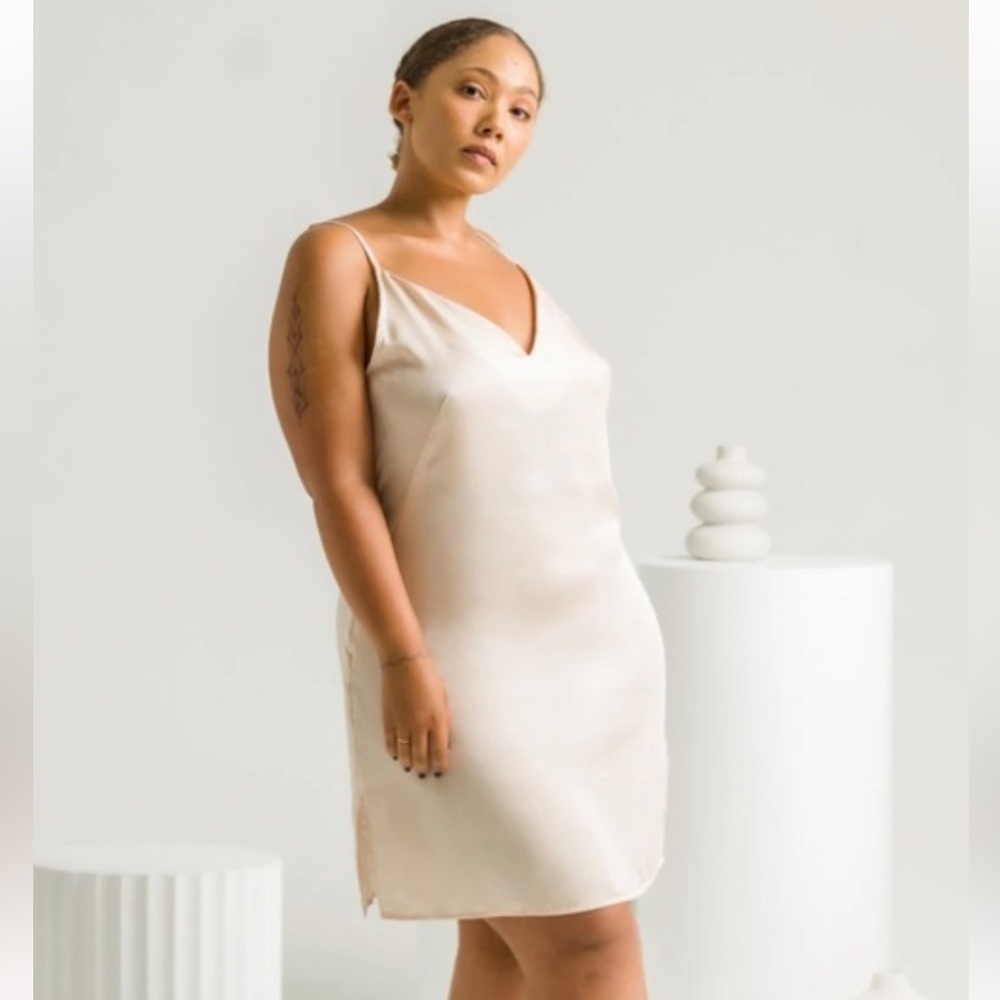 New in Box- ‎ ETTITUDE slip dress- Bamboo Sateen- Oat (Cream)